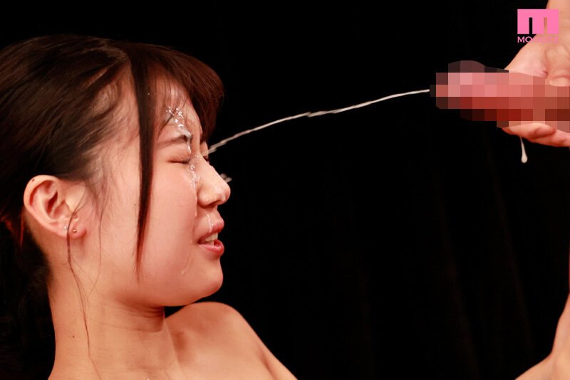 新人 今すぐしたいッ！ついついSNSで浮気しちゃう性欲強めな現役女子大生ヤリモクAV Debut！ 夏白麻矢