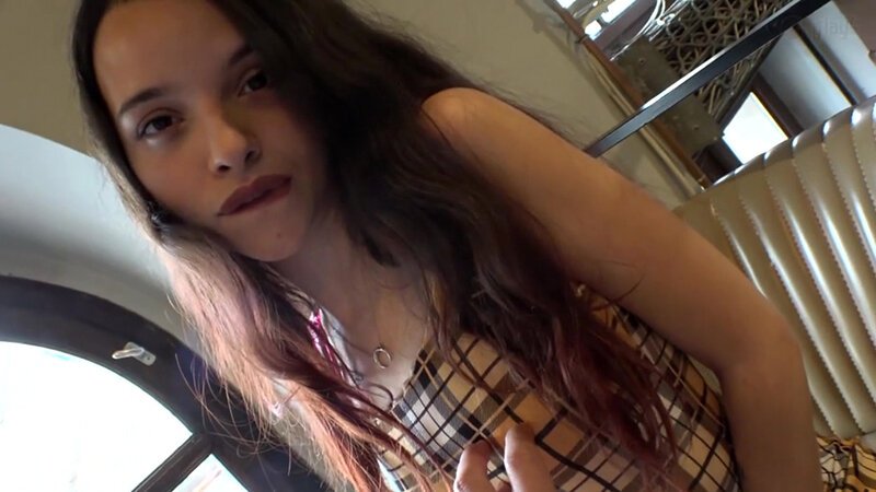 東欧で出逢った安●奈美●似のモデル級美女AVデビュー OhanaPetite