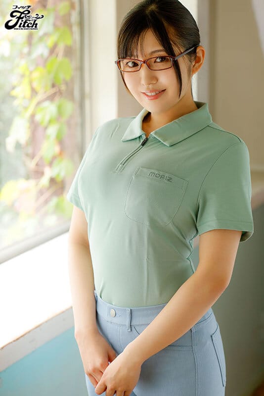 性格が良すぎるスポーツ用品店の爆乳店員 ぷるるんハニカミJcup絶頂AVデビュー 桃木結愛