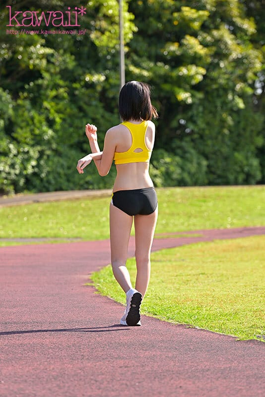 ＃日本全国大会で活躍した陸上少女、青春の終わりとAVデビュー8頭身、身長171cm、本物アスリート女子大生ー第●5回 全●高等●校陸●競技対校選●権大会出場 夏目まこ