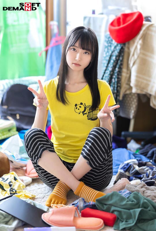 元引きこもりのポコチン絵師 鳥羽いく（20） 実家にお邪魔して1泊2日のAVデビュー撮影