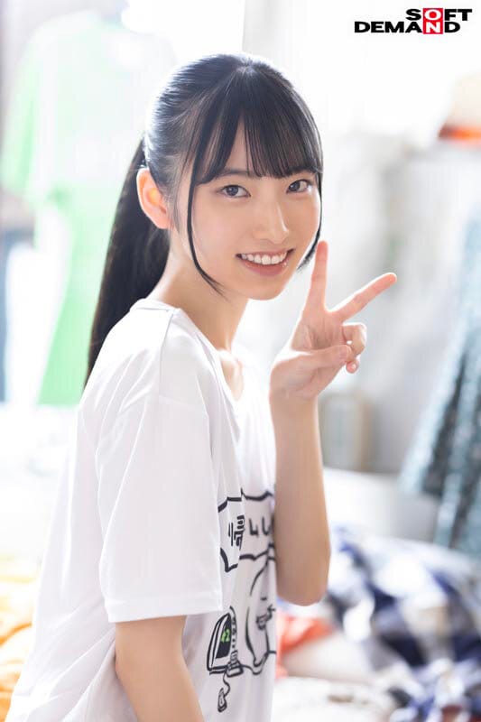 元引きこもりのポコチン絵師 鳥羽いく（20） 実家にお邪魔して1泊2日のAVデビュー撮影