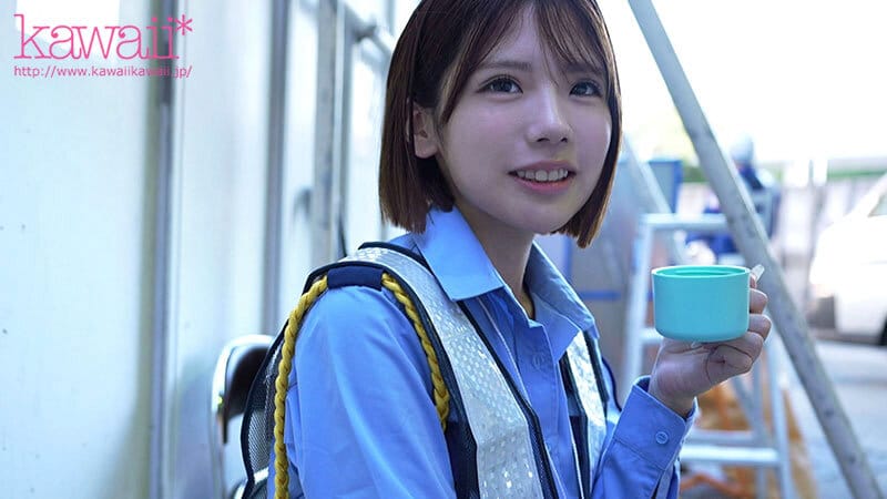 史上最も幼くエッチなAカップ合法ロリ交通警備員 AVデビュー 翔乃そら