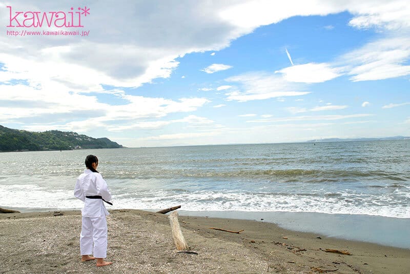 ハメたら雄叫びイキまくる肉欲ボディ。柔道の天才少女 村 流那（20） AVデビュー 村流那